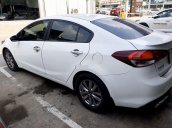 Cần bán Kia Cerato MT đời 2017, màu trắng, 458 triệu