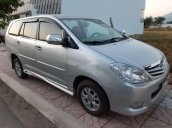 Cần bán Toyota Innova đời 2008, màu bạc chính chủ, giá 245tr