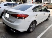 Cần bán Kia Cerato MT đời 2017, màu trắng, 458 triệu