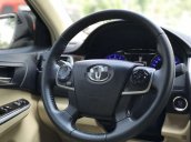 Bán Toyota Camry sản xuất 2015 giá cạnh tranh