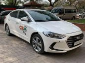 Bán Hyundai Elantra AT sản xuất năm 2018, màu trắng, giá tốt