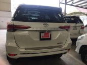 Cần bán gấp Toyota Fortuner MT năm sản xuất 2017, màu trắng, nhập khẩu nguyên chiếc