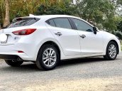 Bán xe Mazda 3 1.5 AT sản xuất năm 2018, màu trắng, giá chỉ 660 triệu