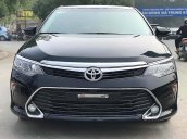 Bán Toyota Camry 2.0E sản xuất năm 2018, màu đen như mới