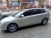 Cần bán xe Hyundai i30 đời 2009, màu bạc, nhập khẩu xe gia đình