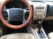 Bán Ford Everest Limited đời 2013, màu hồng, số tự động 