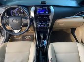Cần bán gấp Toyota Yaris 1.5G sản xuất năm 2019, màu bạc, nhập khẩu