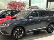 Mitsubishi Outlander 2020 chỉ từ 825tr, ưu đãi tiền mặt + quà tặng giá trị đến 70tr, hỗ trợ vay 80%