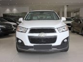 Xe Chevrolet Captiva sản xuất năm 2014, màu trắng, giá 480tr