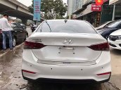 Cần bán xe Hyundai Accent MT sản xuất năm 2018, màu trắng