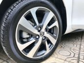 Xe Toyota Yaris 1.5G năm 2018, màu trắng, nhập khẩu nguyên chiếc, 635 triệu