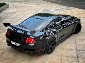 Cần bán lại xe Ford Mustang 5.0 GT V8 đời 2015, màu đen, nhập khẩu nguyên chiếc