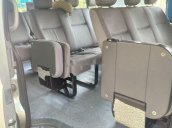 Bán Toyota Hiace đời 2010, giá cạnh tranh