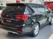 Bán Kia Sedona năm sản xuất 2020, màu đen, xe nhập