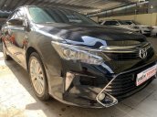 Cần bán Toyota Camry sản xuất năm 2018
