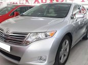 Cần bán gấp Toyota Venza 3.5 sản xuất 2009, màu bạc, nhập khẩu