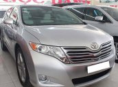 Cần bán gấp Toyota Venza 3.5 sản xuất 2009, màu bạc, nhập khẩu