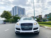 Bán ô tô Audi Q7 đời 2008, màu trắng, xe ít đi, giá siêu tốt