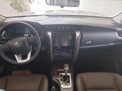 Bán Toyota Fortuner Sportivo đời 2019, giao ngay