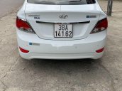 Bán Hyundai Accent 2016, màu trắng, giá chỉ 390 triệu