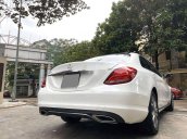 Cần bán Mercedes C200 sản xuất 2018, màu trắng