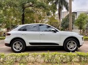 Cần bán xe Porsche Macan 2.0 năm sản xuất 2015, màu trắng, nhập khẩu nguyên chiếc