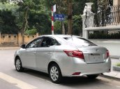 Bán ô tô Toyota Vios MT đời 2017, màu bạc số sàn, giá tốt