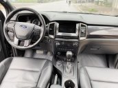 Cần bán gấp Ford Everest 2.0 đời 2018, màu đen, nhập khẩu còn mới