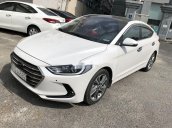 Bán Hyundai Elantra 2.0 năm 2017, màu trắng