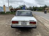 Nhượng lại xe Lada 2107 năm 1990, màu trắng