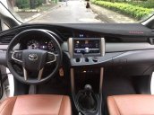 Bán xe Toyota Innova 2.0E MT năm 2018, màu trắng chính chủ, giá chỉ 659 triệu
