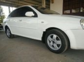 Cần bán xe Daewoo Lacetti MT sản xuất năm 2005, màu trắng xe gia đình