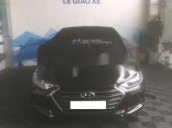 Bán Hyundai Elantra MT đời 2019, màu đen số sàn, giá tốt