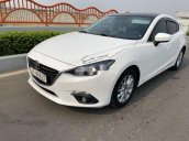 Cần bán Mazda 3 đời 2016, màu trắng