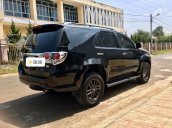 Cần bán Toyota Fortuner G năm sản xuất 2015, màu đen xe gia đình