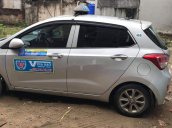 Cần bán Hyundai Grand i10 2016, màu bạc, nhập khẩu như mới, 230tr