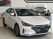 Bán Hyundai Elantra 2020, màu trắng, giá chỉ 555 triệu