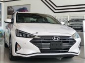 Bán Hyundai Elantra 2020, màu trắng, giá chỉ 555 triệu