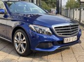 Bán ô tô Mercedes C250 đời 2017, màu xanh lam như mới