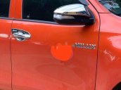 Cần bán gấp Toyota Hilux 2016, màu đỏ, 495tr