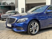 Bán ô tô Mercedes C250 đời 2017, màu xanh lam như mới