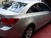 Chính chủ bán gấp Chevrolet Cruze LS năm sản xuất 2011, màu bạc 