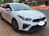 Cần bán lại xe Kia Cerato năm 2018, màu trắng