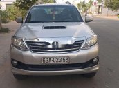 Bán Toyota Fortuner 2.5G đời 2014, màu bạc