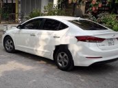 Bán Hyundai Elantra sản xuất 2018, giá tốt