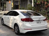 Bán Hyundai Elantra sản xuất 2018, giá tốt