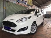 Cần bán lại xe Ford Fiesta 2017, màu trắng