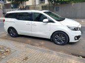 Cần bán lại xe Kia Sedona đời 2016, màu trắng chính chủ