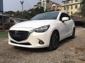 Cần bán gấp Mazda 2 1.5 AT năm sản xuất 2017, màu trắng chính chủ giá cạnh tranh