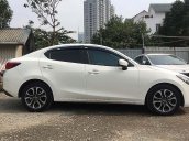 Cần bán gấp Mazda 2 1.5 AT năm sản xuất 2017, màu trắng chính chủ giá cạnh tranh